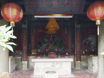 Before repair - Ping Shan Hung Shing Temple Ph2