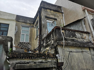 Before repair - No.7 Tai O Market Street 1