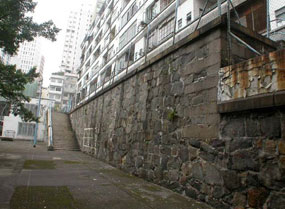 Photo 1: the granite steps (stairs) leading to the 4th Plateau together with the remaining rubble wall