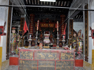 Before repair - Yuen Kwan Tai Temple - 2nd application 5