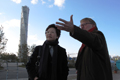 The Secretary for Development, Mrs Carrie Lam, visits Western Harbour in Malmo on October 20 and receives a briefing on the development of Western Harbour waterfront by Mr G繹ran Rosberg (right), Head of Information, City Planning Office of Malmo.
