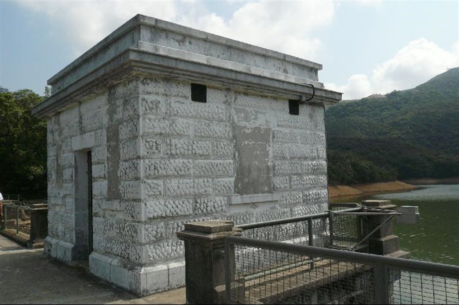 Aberdeen Upper Reservoir - Valve House (1931)