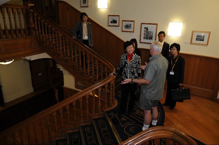 Mrs Lam was briefed on the history and preservation works of the Old Government Building during her first-day visit to Wellington yesterday (May 4).