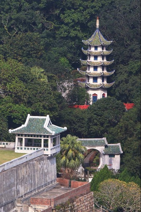 The Chinese Pagoda in Ho Tung Gardens.