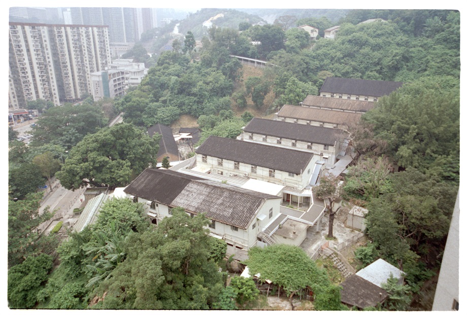 General view of Lai Chi Kok Hospital.