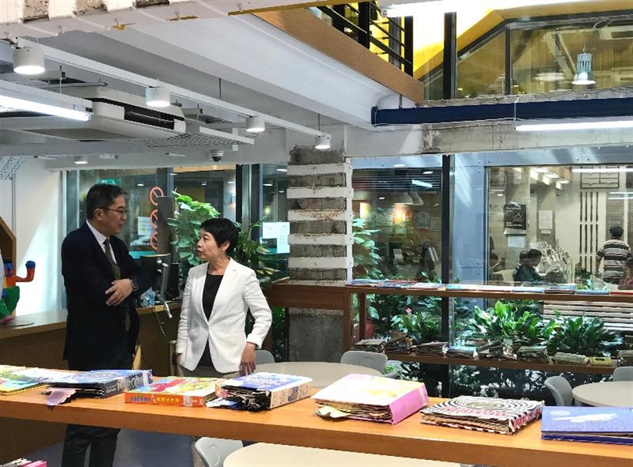 The Secretary for Development, Mr Michael Wong, attended the 2019 Mainland, Hong Kong and Macao Symposium on Built Heritage Reuse and visited the Biblioteca do Patane in Macao today (November 7). Photo shows Mr Wong (left) being briefed by the Vice President of the Cultural Affairs Bureau of the Macao Special Administrative Region Government, Ms Deland Leong (right), on the restoration and revitalisation work of the Biblioteca do Patane.