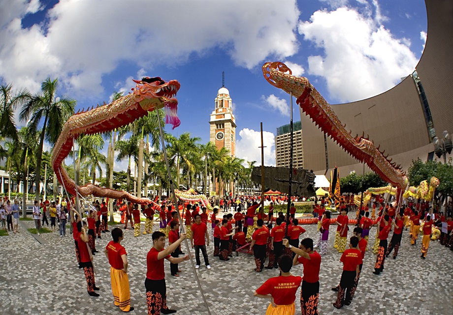 30 Merit Awards<br>Suen Oi Ping<br>Building: Former Kowloon-Canton Railway Clock Tower<br>Grading: Declared Monument<br>Artist's statement: 「尖沙咀鐘樓」，正式名稱為「九廣鐵路鐘樓」，以前是九廣鐵路之一部份，該鐘樓建於1915年。