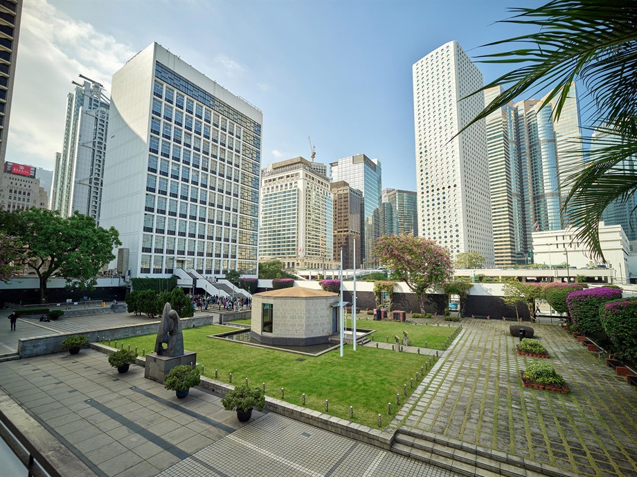 The Government today (May 20) gazetted a notice announcing that the Antiquities Authority (i.e. the Secretary for Development) has declared Jamia Mosque and Hong Kong City Hall in Central, and Lui Seng Chun in Mong Kok as monuments under the Antiquities and Monuments Ordinance. Photo shows the 12-sided Memorial Shrine at the centre of the Memorial Garden of Hong Kong City Hall.