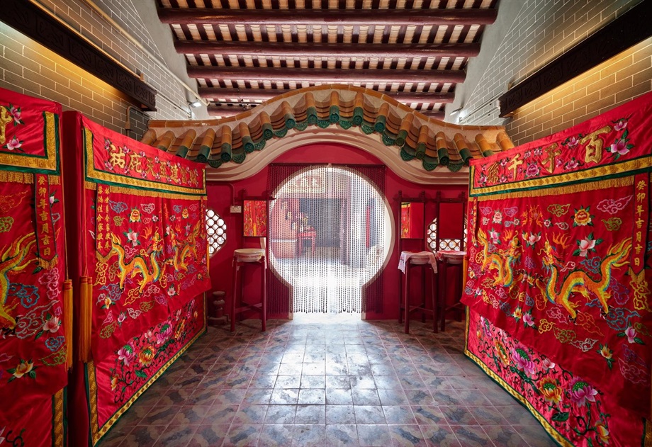 The Government gazetted today (October 20) the declaration of the Tin Hau Temple at Joss House Bay (the Temple) in Sai Kung as a monument under the Antiquities and Monuments Ordinance. Photo shows the residential chamber of Tin Hau in the Temple.